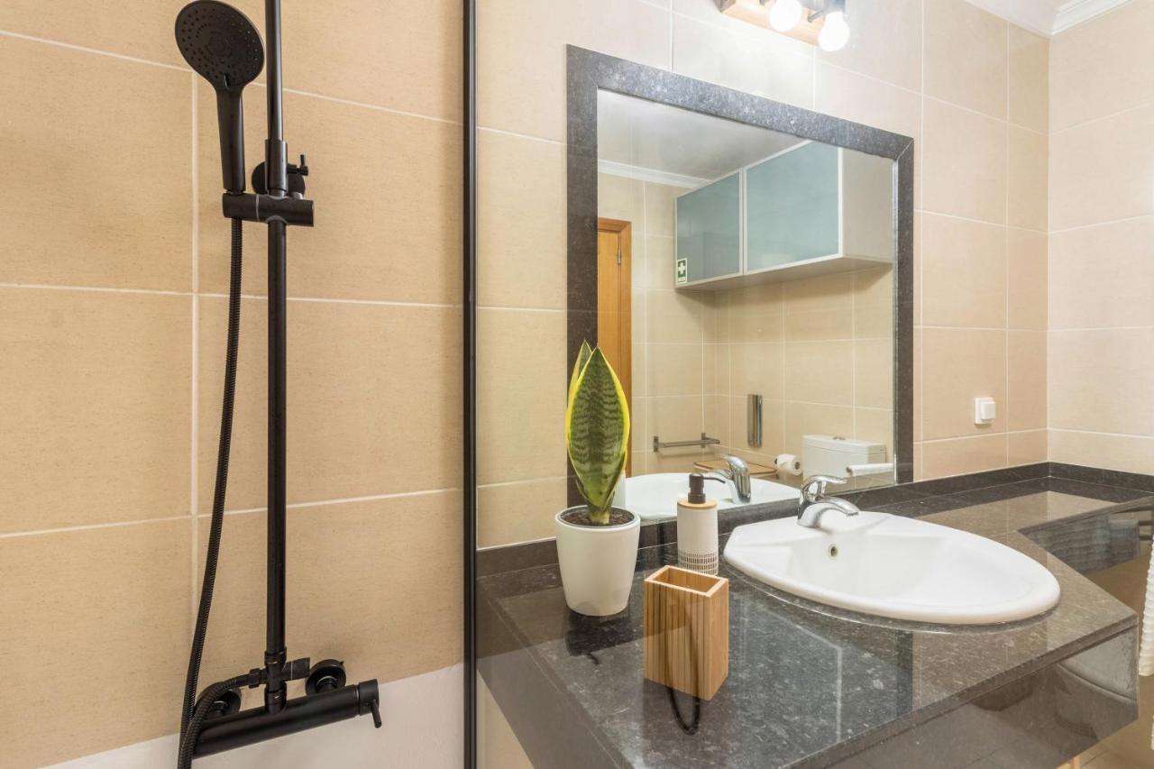 Madeira Sea View Apartment Канісу Екстер'єр фото